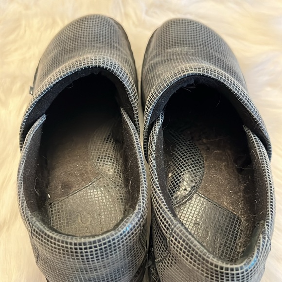 BOC Born Peggy Pewter Slip On Metallic Gray Wedge Clogs Size 8 / 39 - Picture 9 of 9